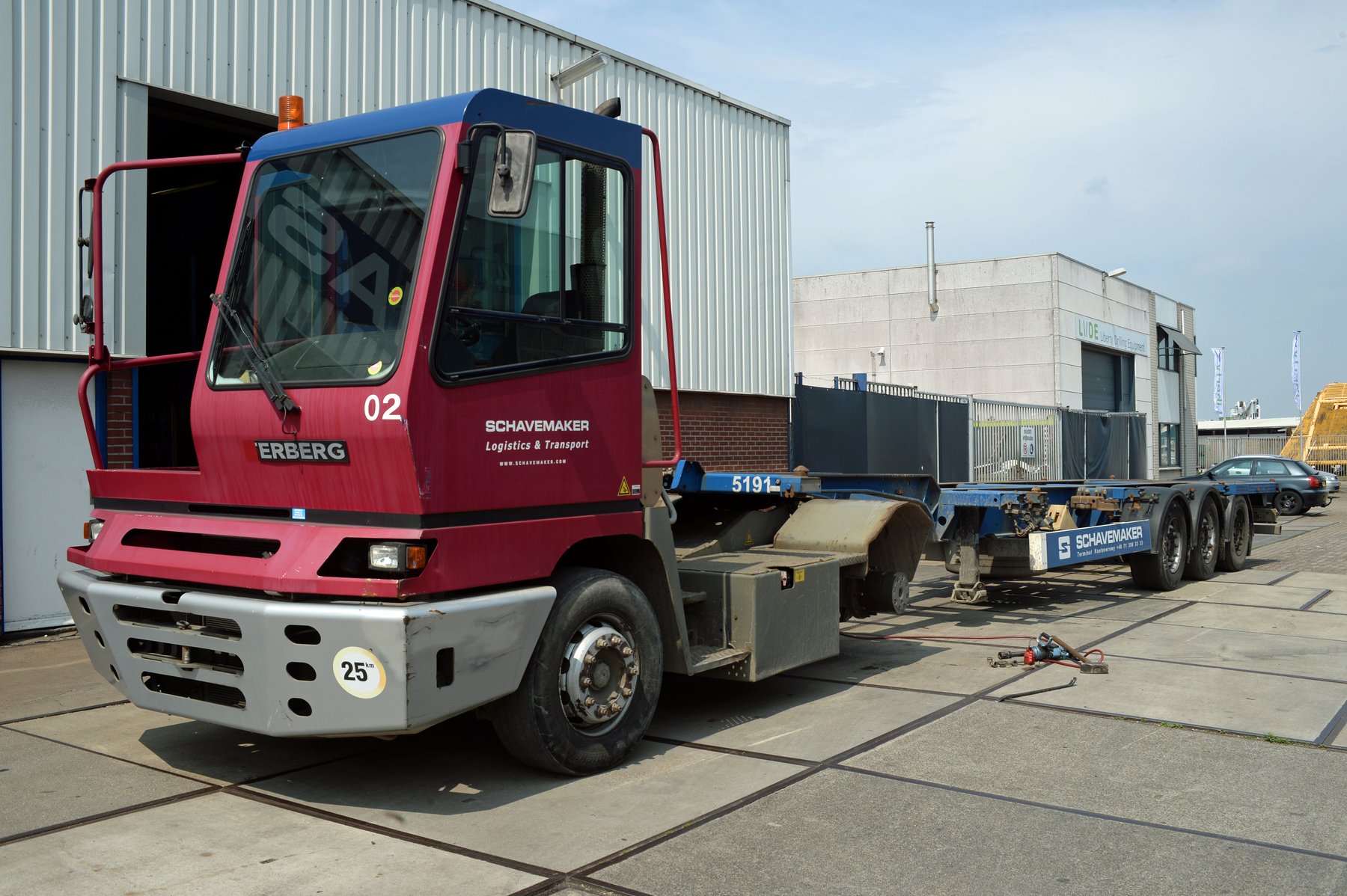 Truck Terberg N1100