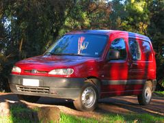 Peugeot 220L 1.9D