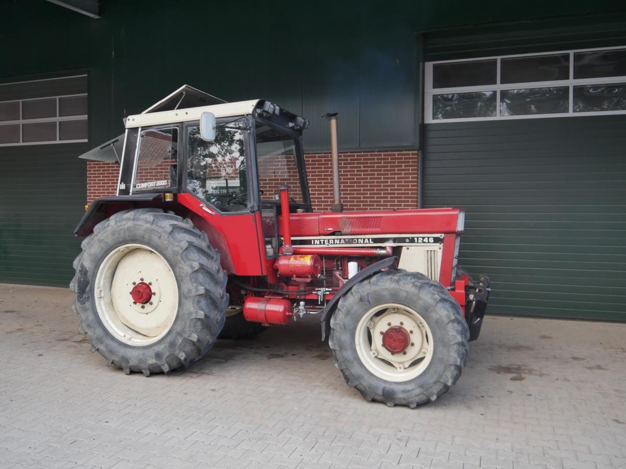Traktor Case IH 1246