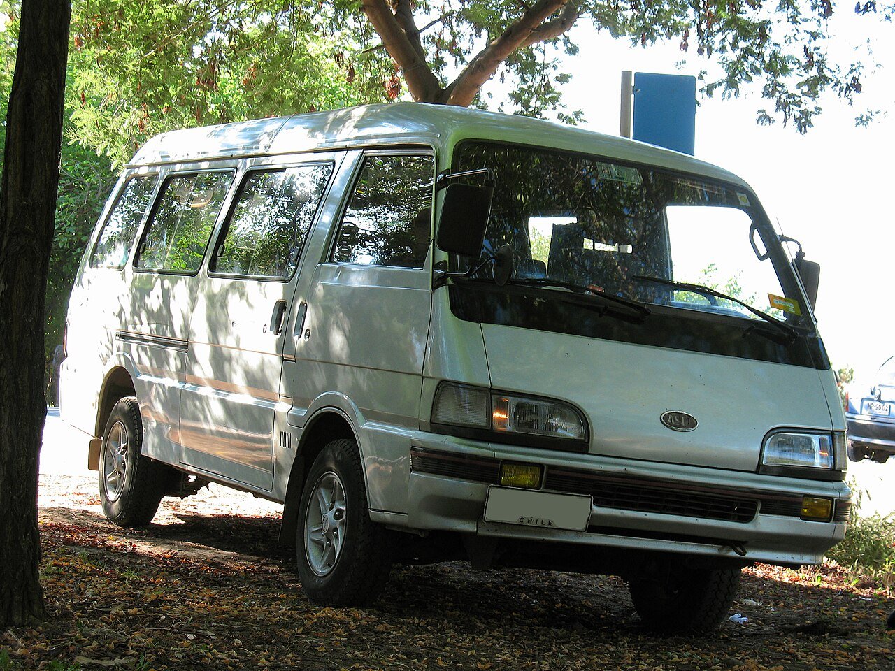 Van Asia HI-TOPIC 2,7 D