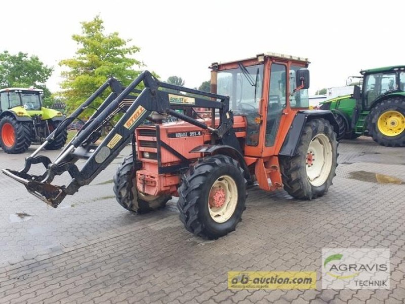 Tractor Renault 951-4