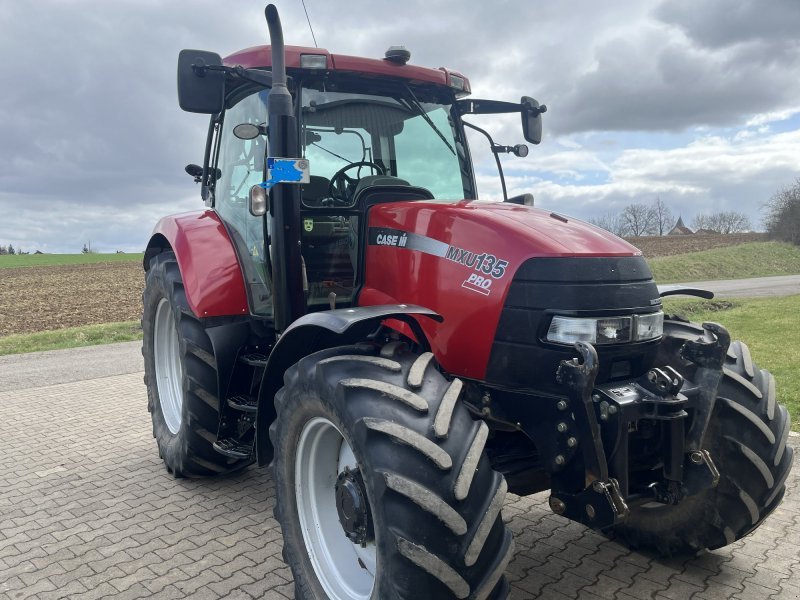Tractor Case IH MXU 135 MAXXUM