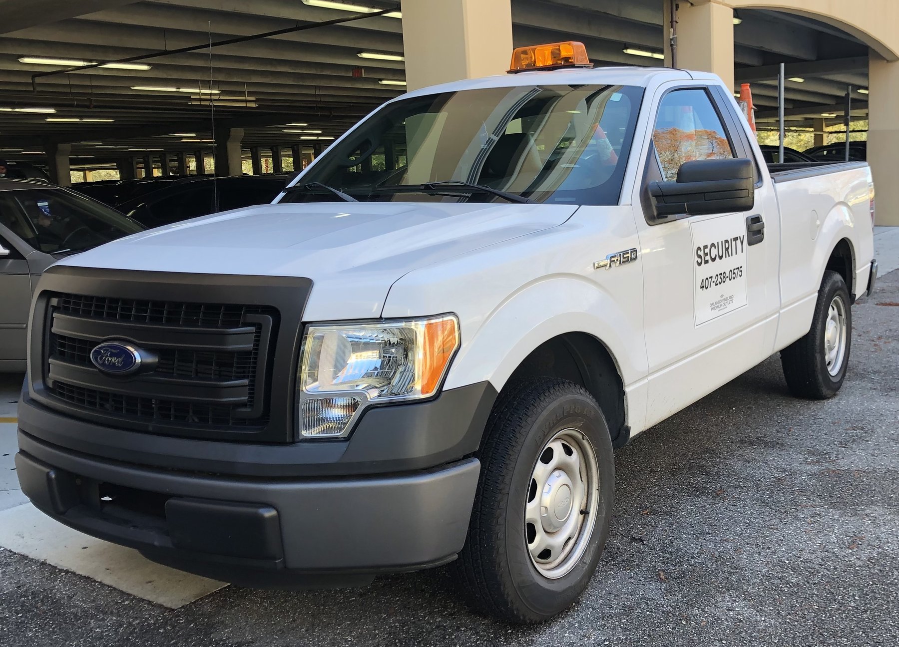 Van Ford F 150 REGULAR CAB P.U.