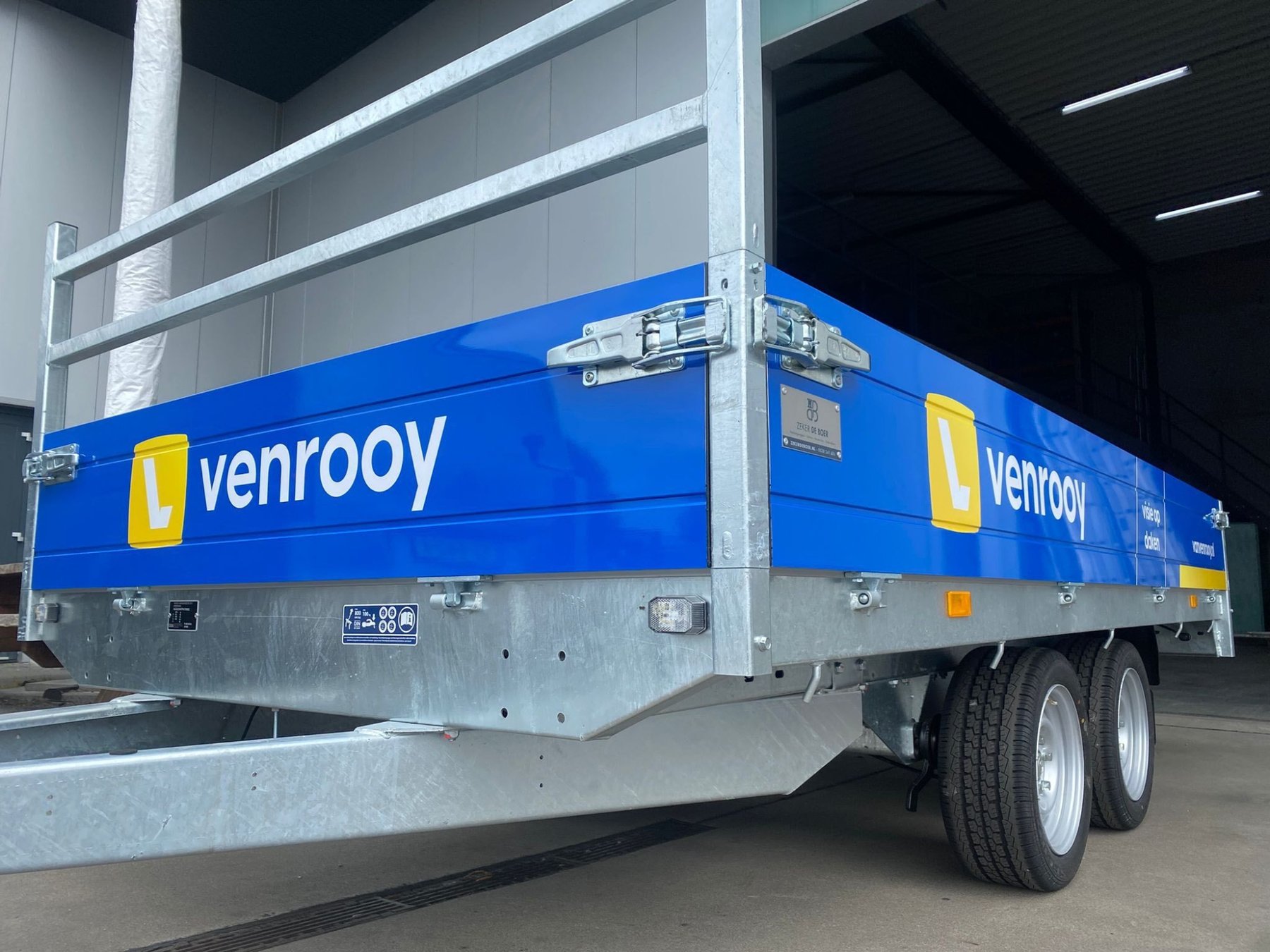 Van Venrooy LV-400