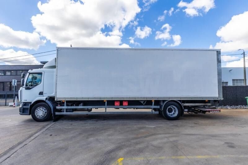 Truck Renault MIDLUM 300.18 HEAVY