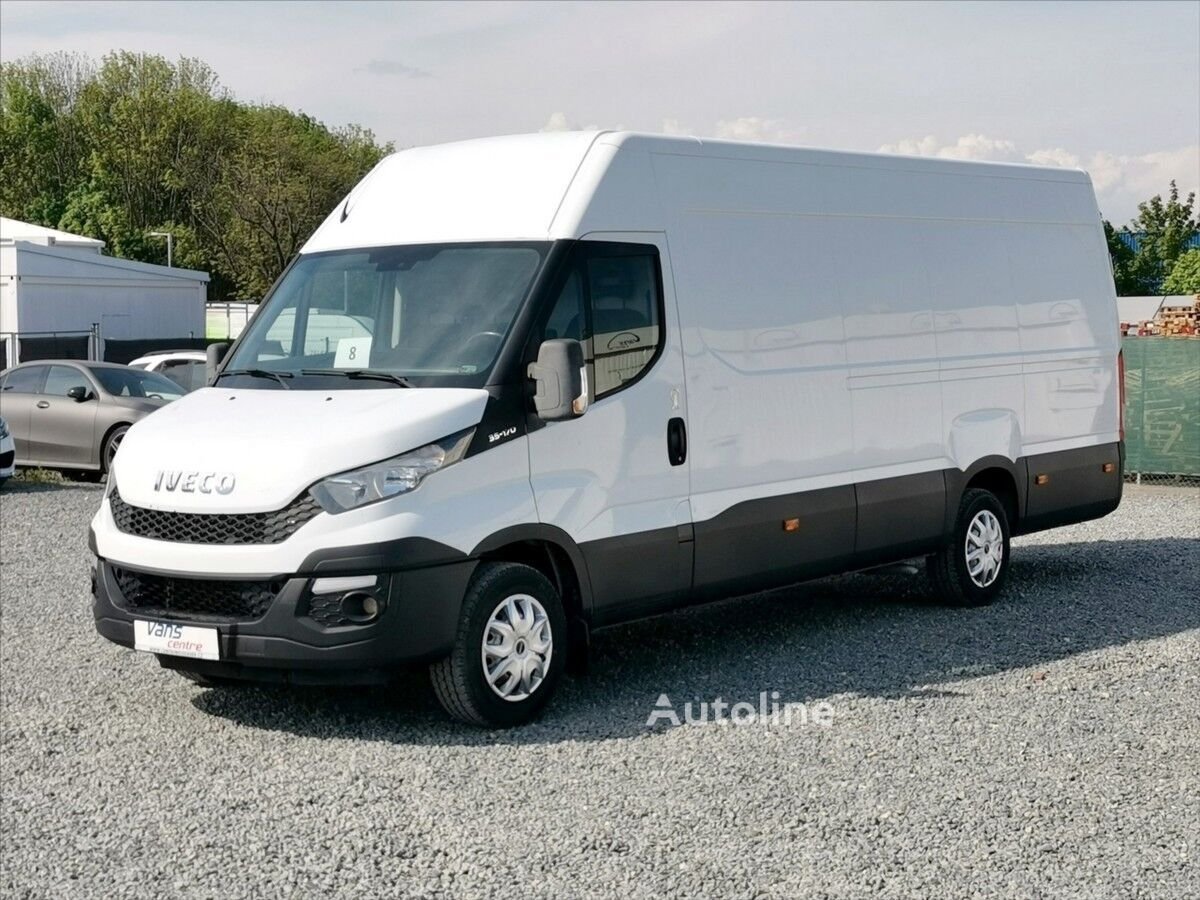 Transporter Iveco 35S17 / LA06