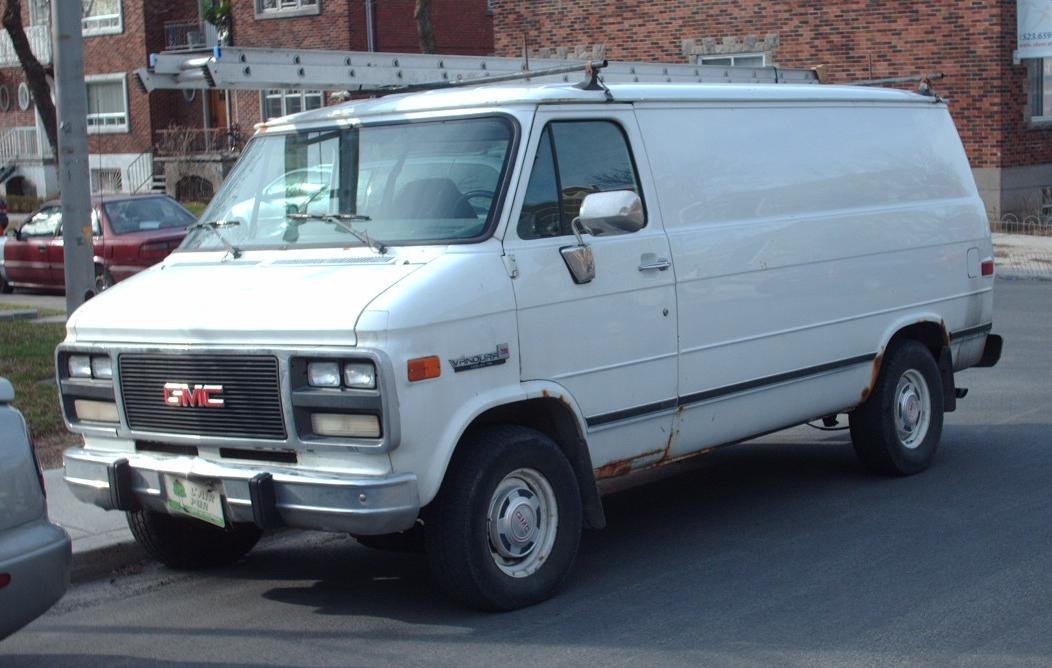 Truck GMC GMC VANDURA 3500/318