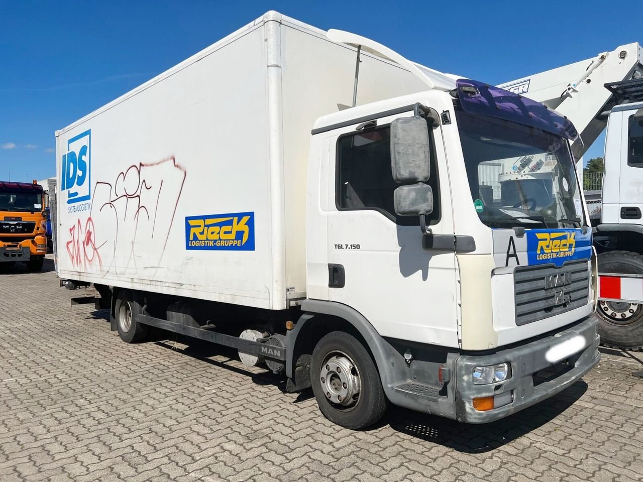 Truck MAN TGL 7.150 4X2 BB EEV