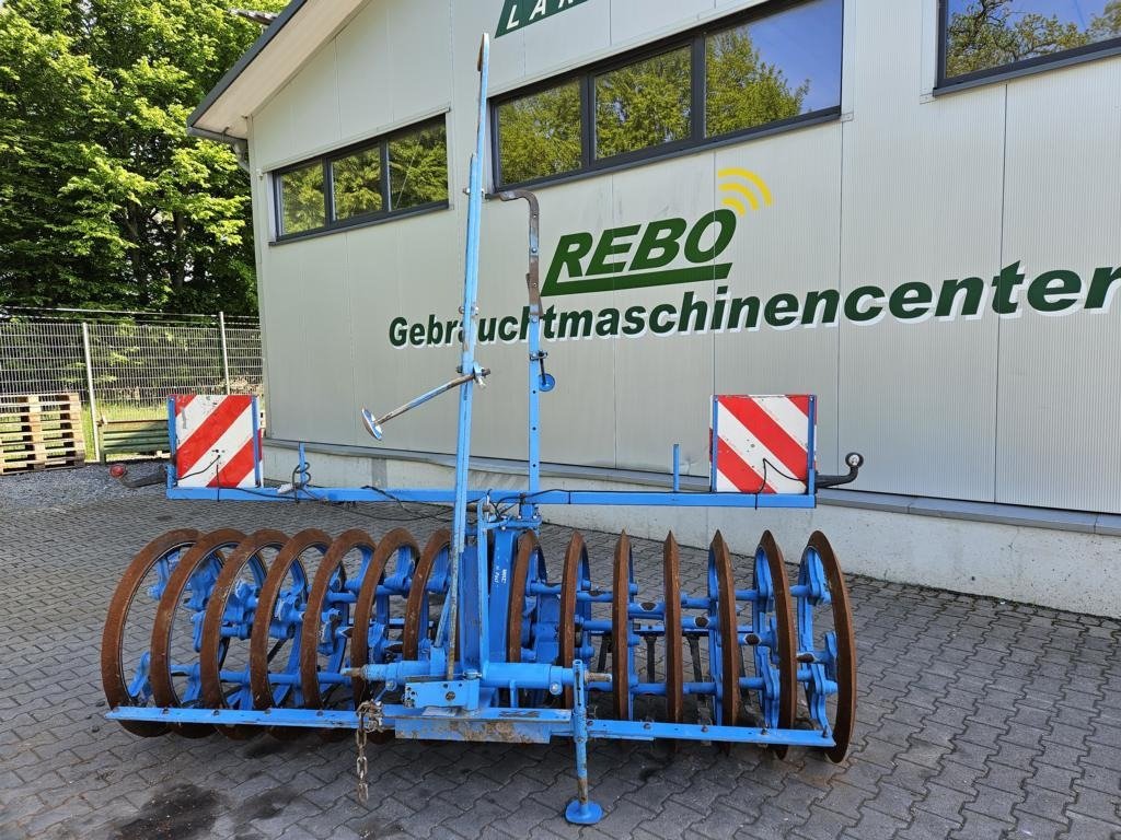 Car trailers up to 3.5 t Laveri 2800K