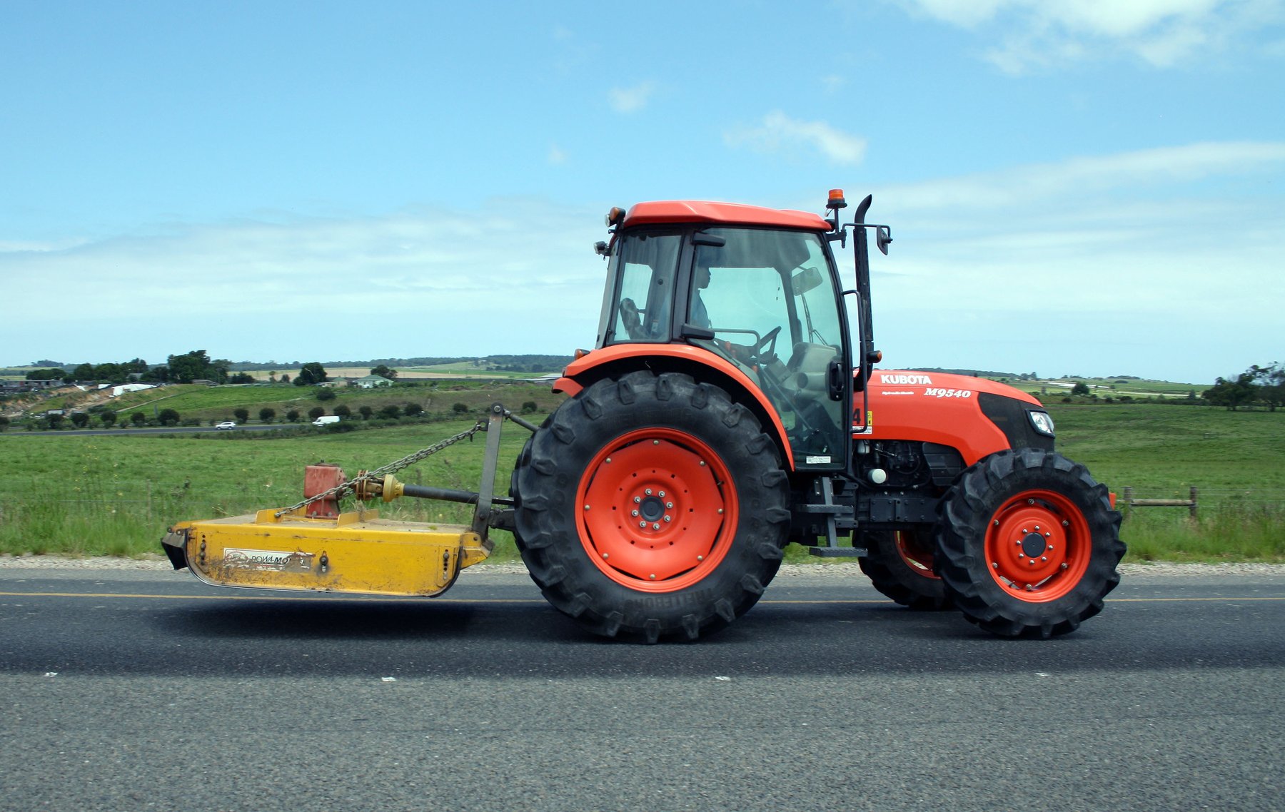 Tractor Kubota M9540