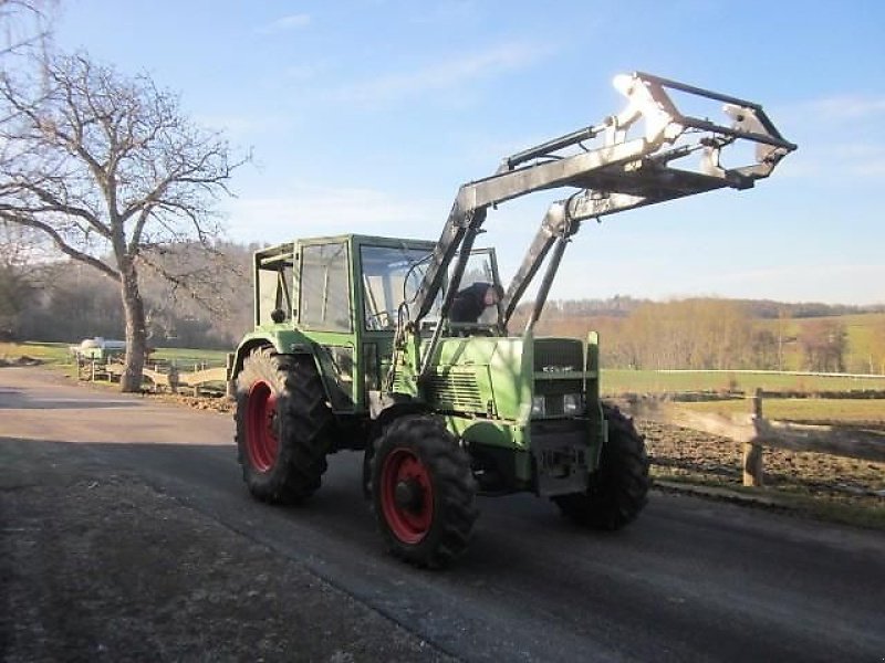 Tractor Fendt Favorit 4 S/SA
