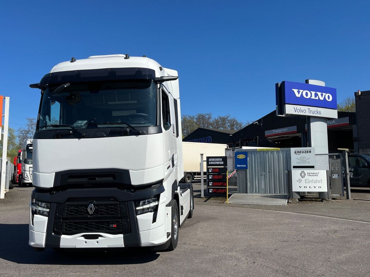 Truck Renault T480