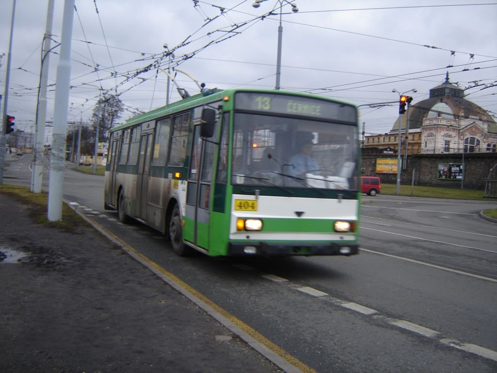 Busse & Reisebusse Škoda 404