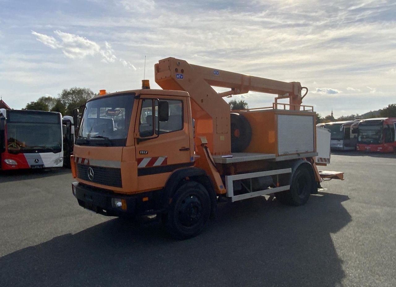 Truck Mercedes Benz 967PKX2