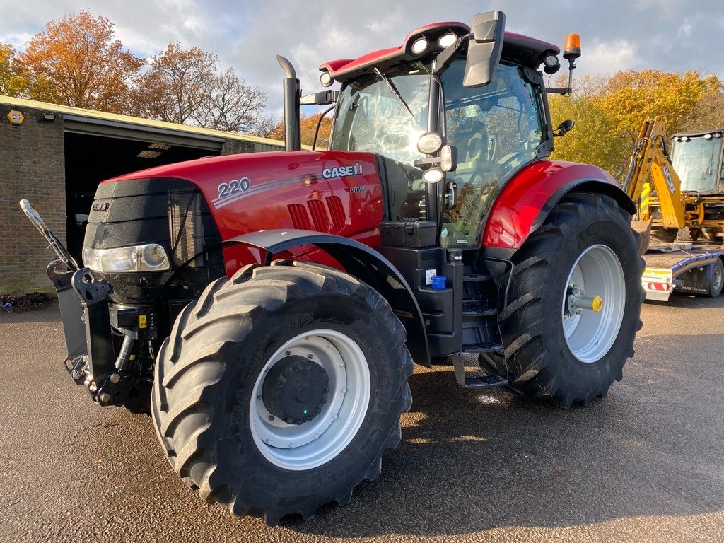 Tractor Case IH Puma 220