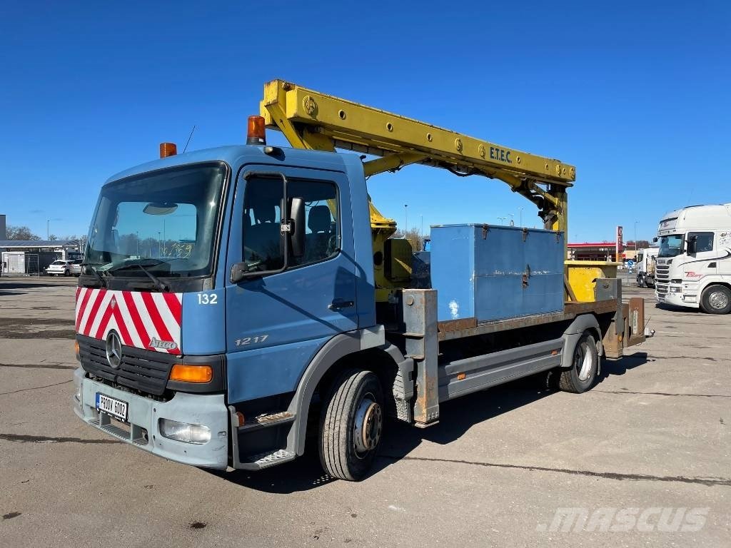 Truck Mercedes Benz 1217/4800