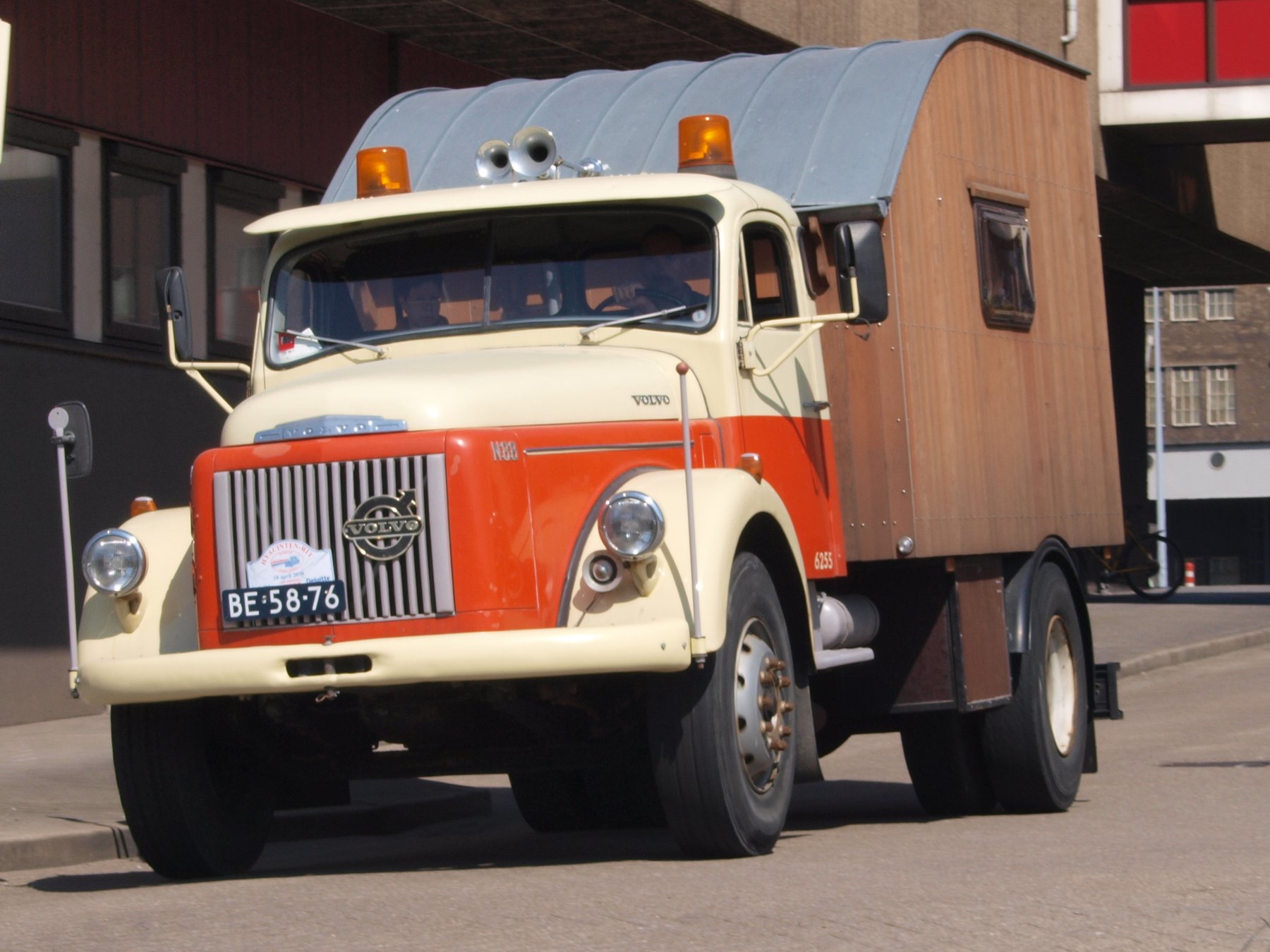 Truck Volvo VOLVO N88-44T