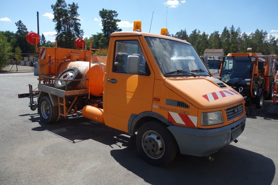 Truck Iveco 49-10.1 V
