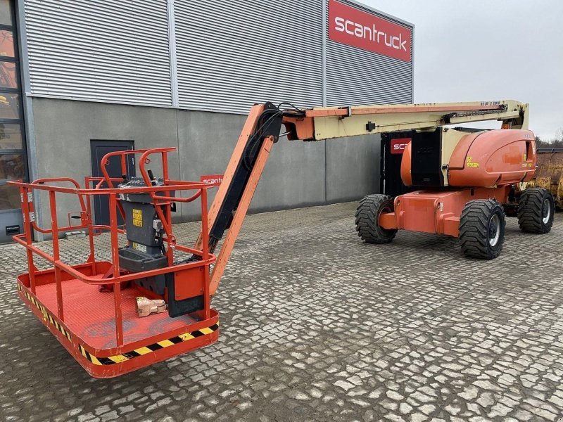 Aerial work platforms JLG 800AJ 4WD