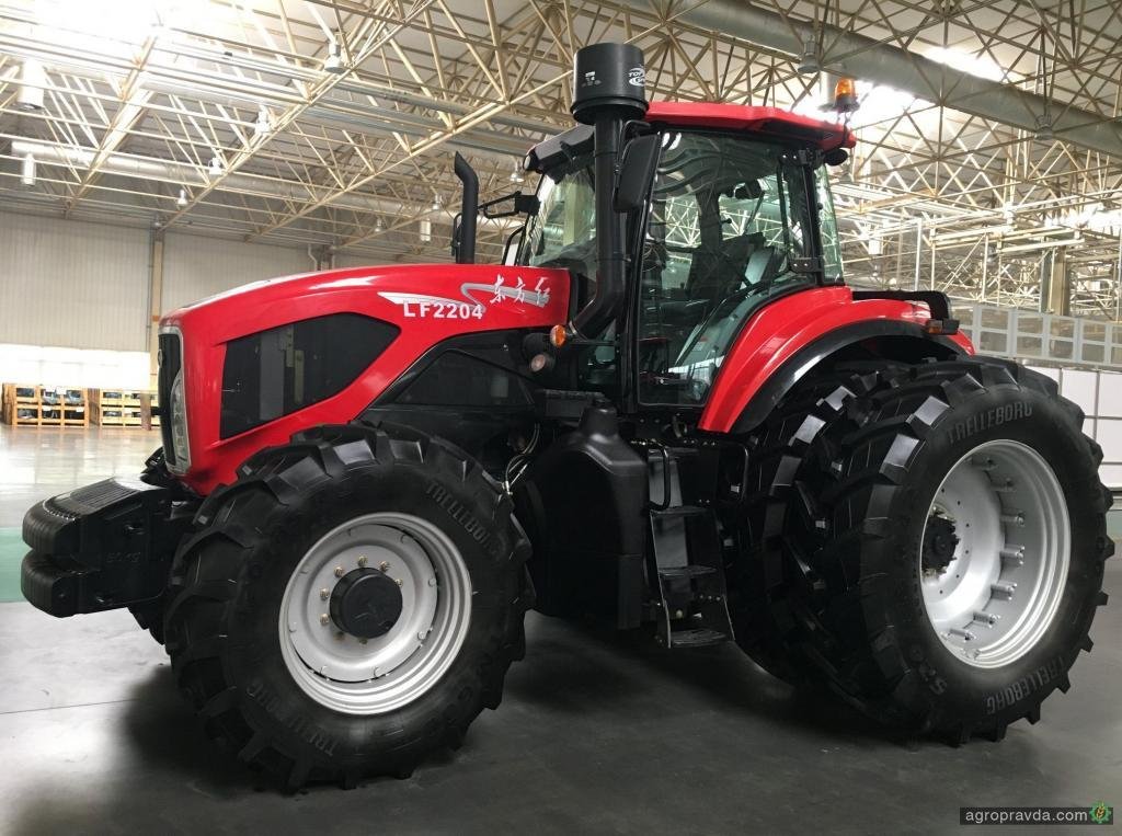 Traktor Sm 220.2