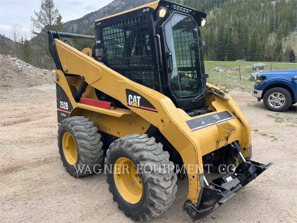 Caterpillar 252