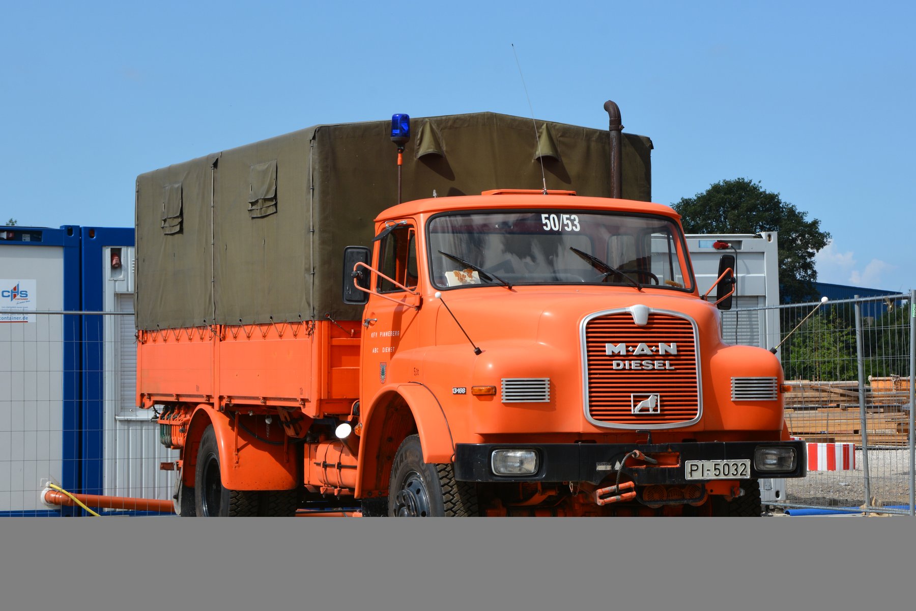 Truck MAN 13.168 HA