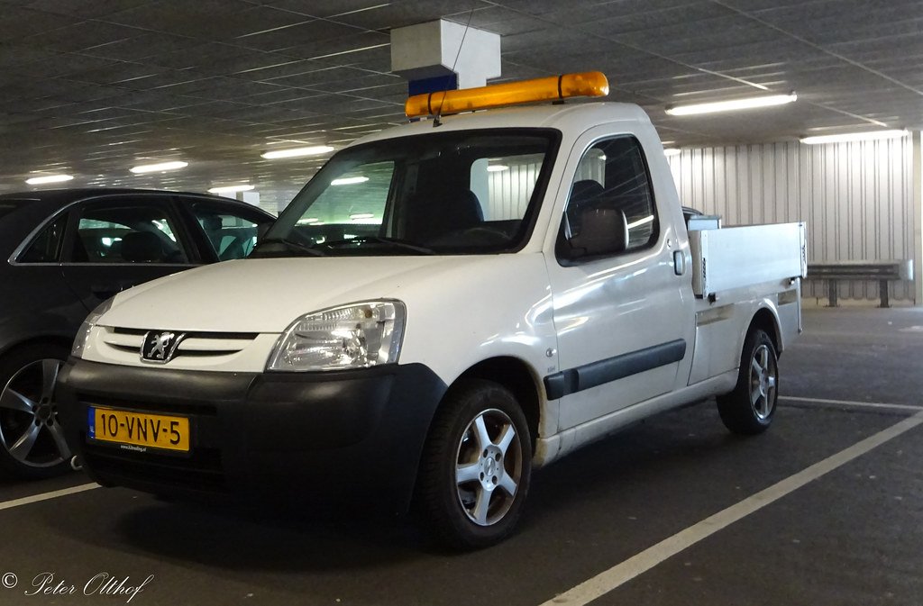 Van Peugeot PARTNER 190C 2.0HDI-500