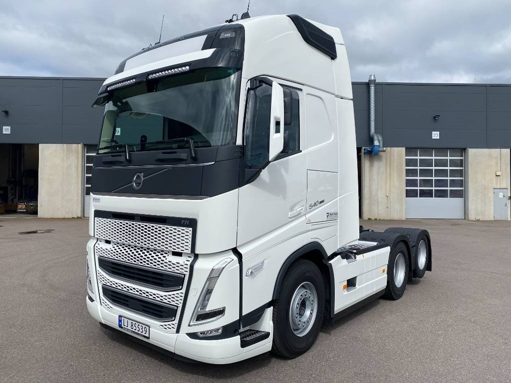 Volvo 540 6x2