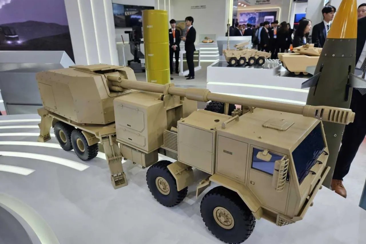 Pojazdy opancerzone Hanwha Techwin CO. LTD. K9 Thunder