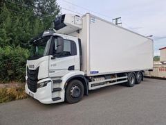 Iveco AD260S42Y