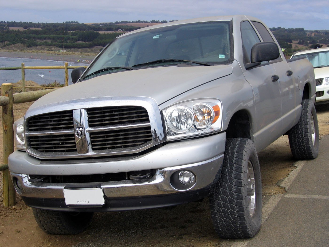Truck Dodge RAM 2500 SLT