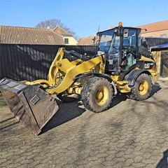 Caterpillar 908H