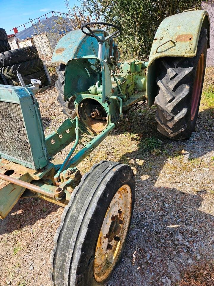 Traktor MAN 2R3
