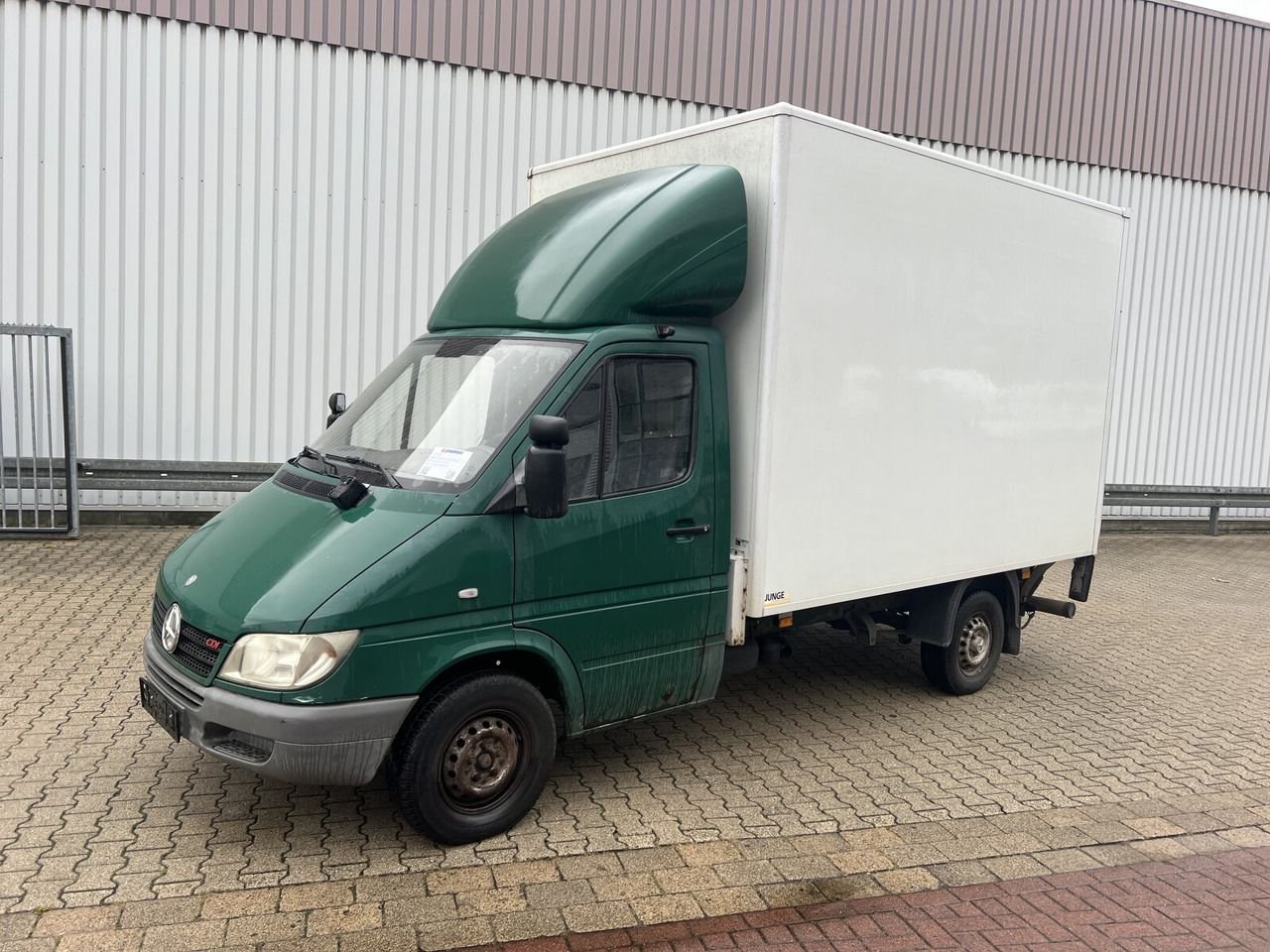 Truck Mercedes Benz 905.6