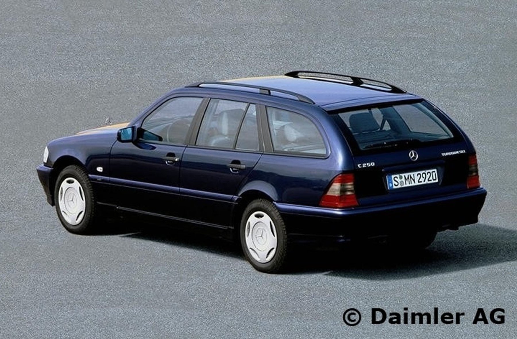 Transporter Mercedes Benz C250 TD