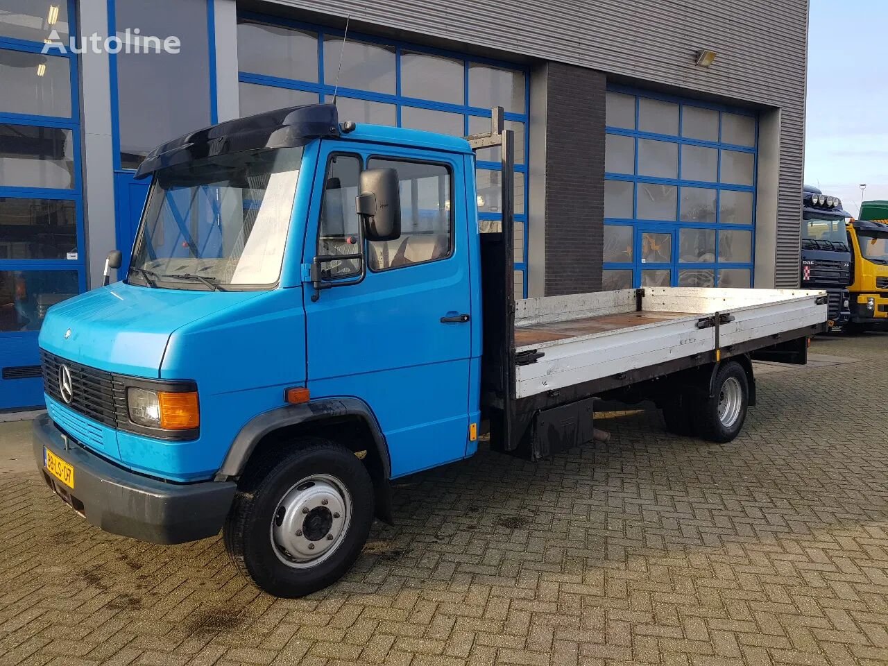 Truck Mercedes Benz 611 D-I