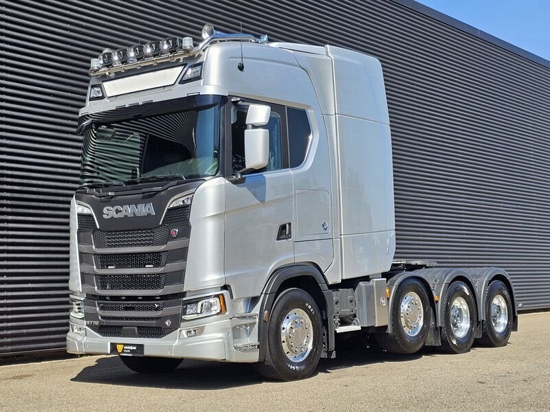 Truck Scania S 770 B8x4NA