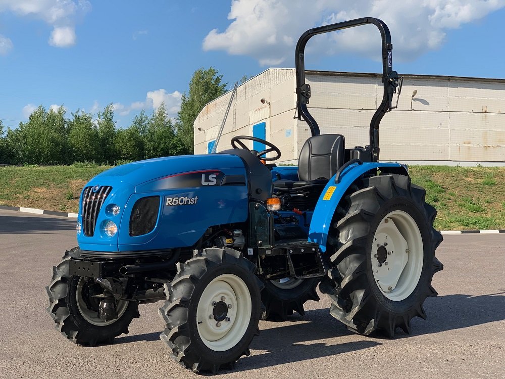 Tractor LS R50