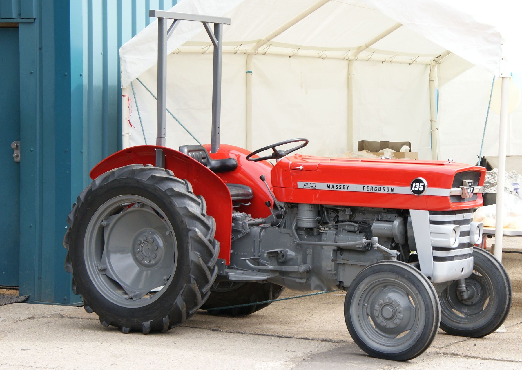 Trailer Massey Ferguson MF 135