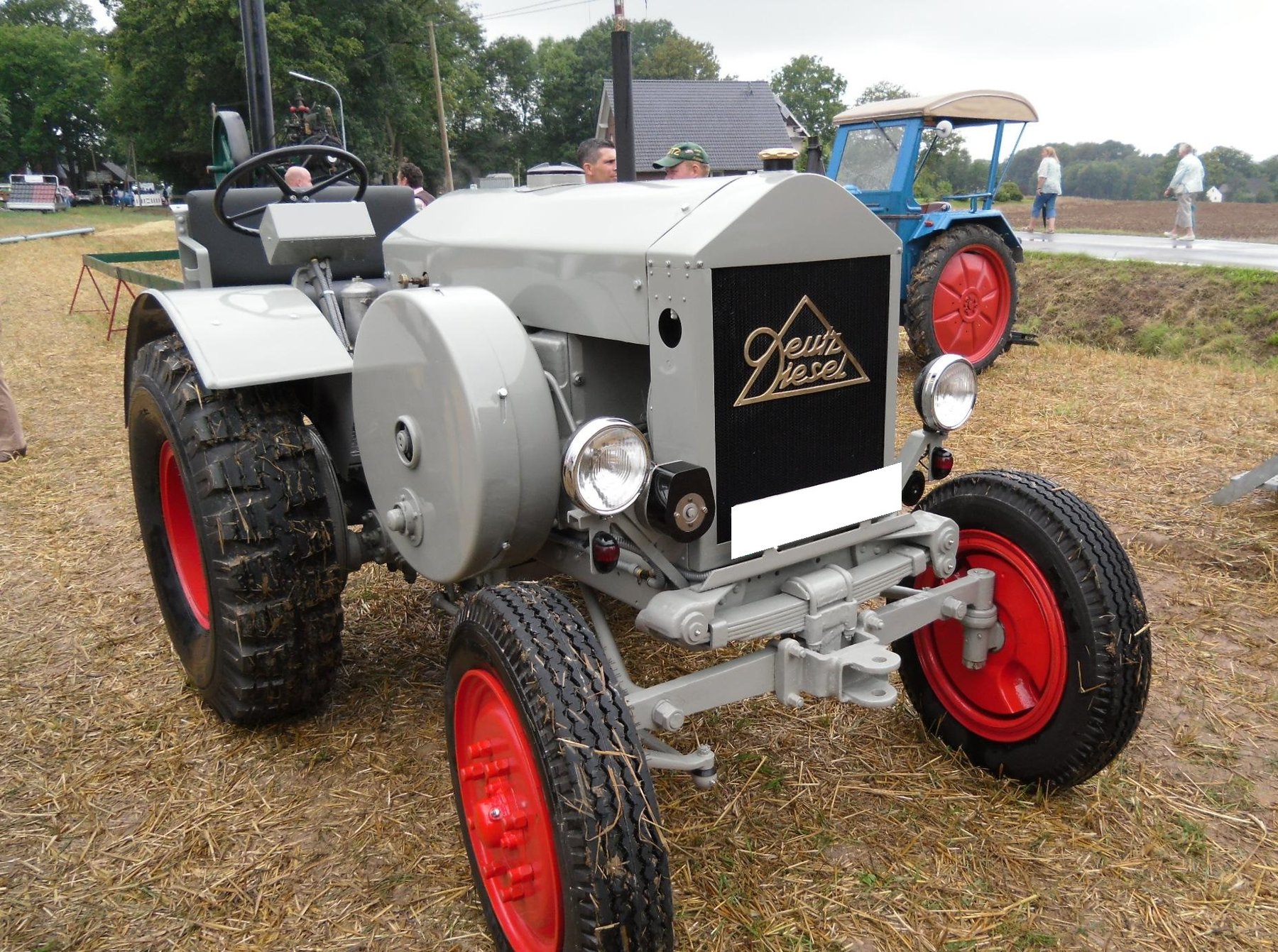 Traktor Deutz MTZ 220
