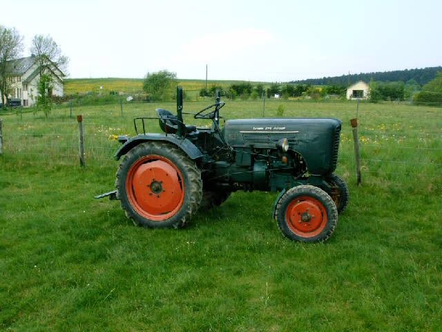 Tractor Hela D 415