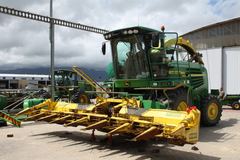 John Deere 7450