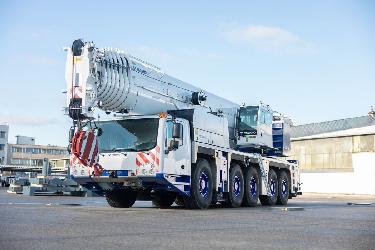 Mobile & rough terrain cranes Tadano TR600XXL-4
