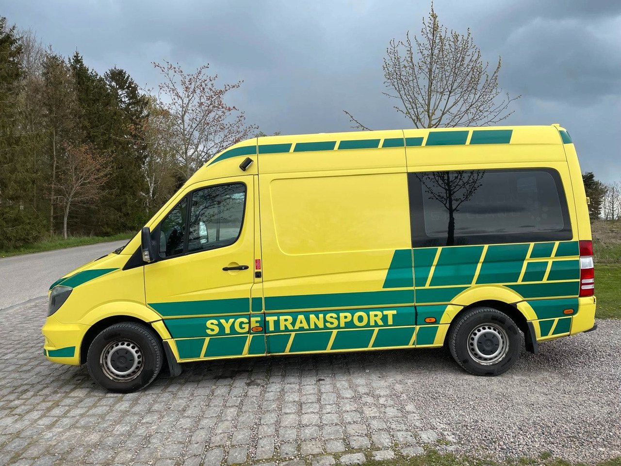 Truck Mercedes Benz SPRINTER KASTEN HD 315CDI