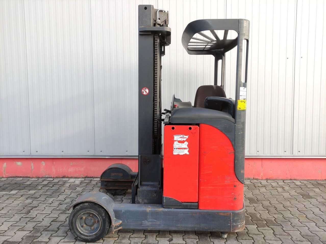 Wózki wysokiego składowania Linde R14G 115