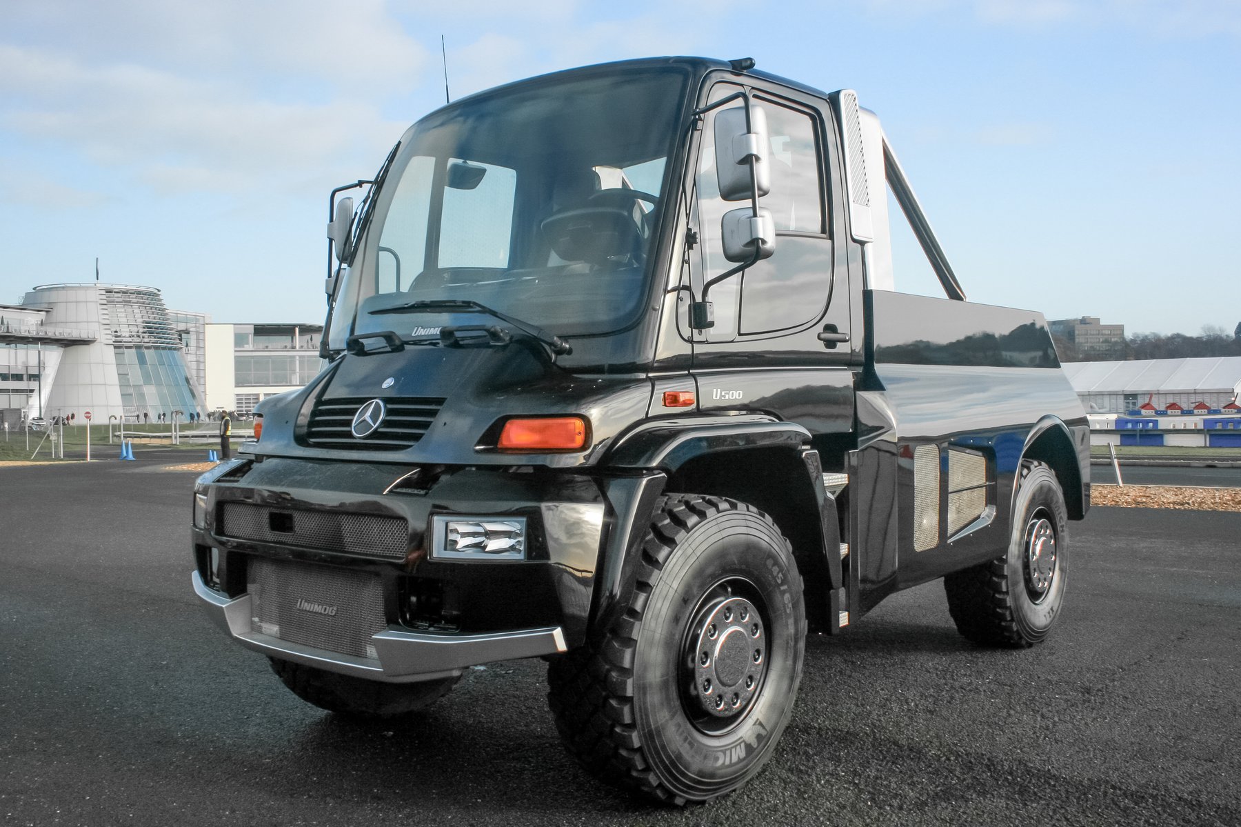 Truck Mercedes Benz U500