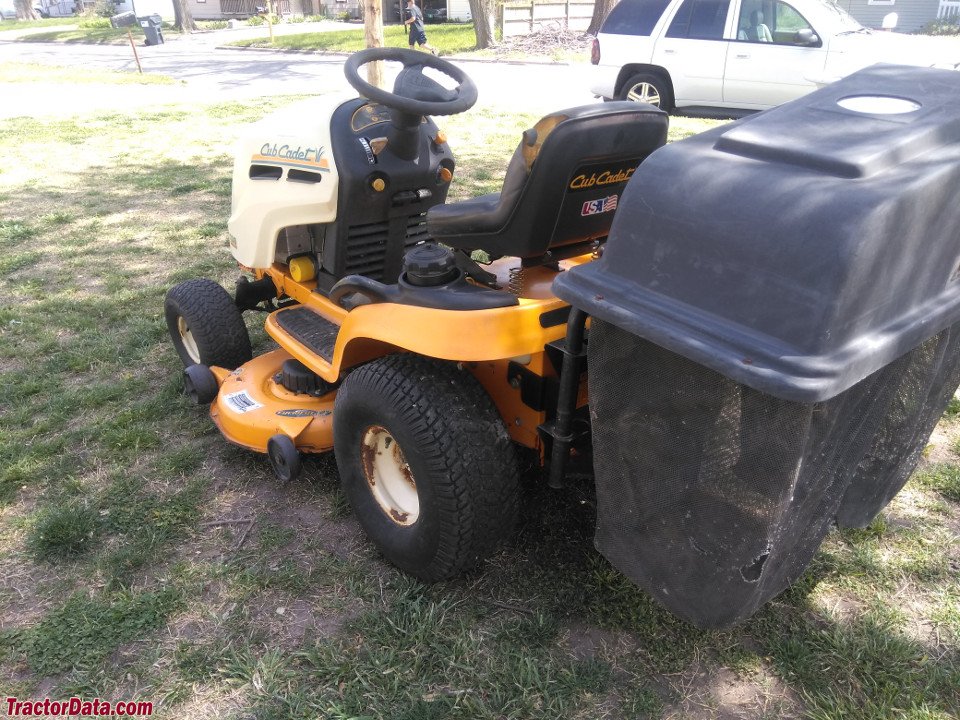 Ride-on mowers Cub Cadet LT 1018