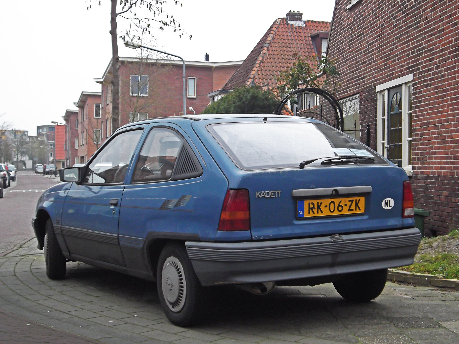 Van Opel KADETT 1.2 SC
