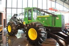 John Deere 648H