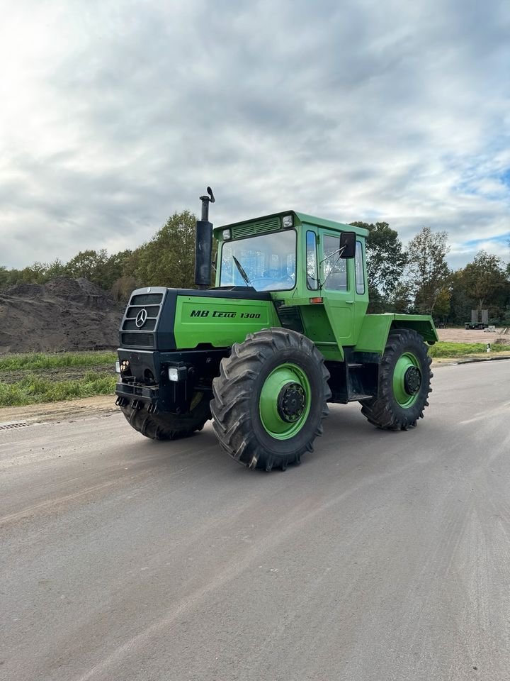 Tractor Mercedes Benz MB trac 1300